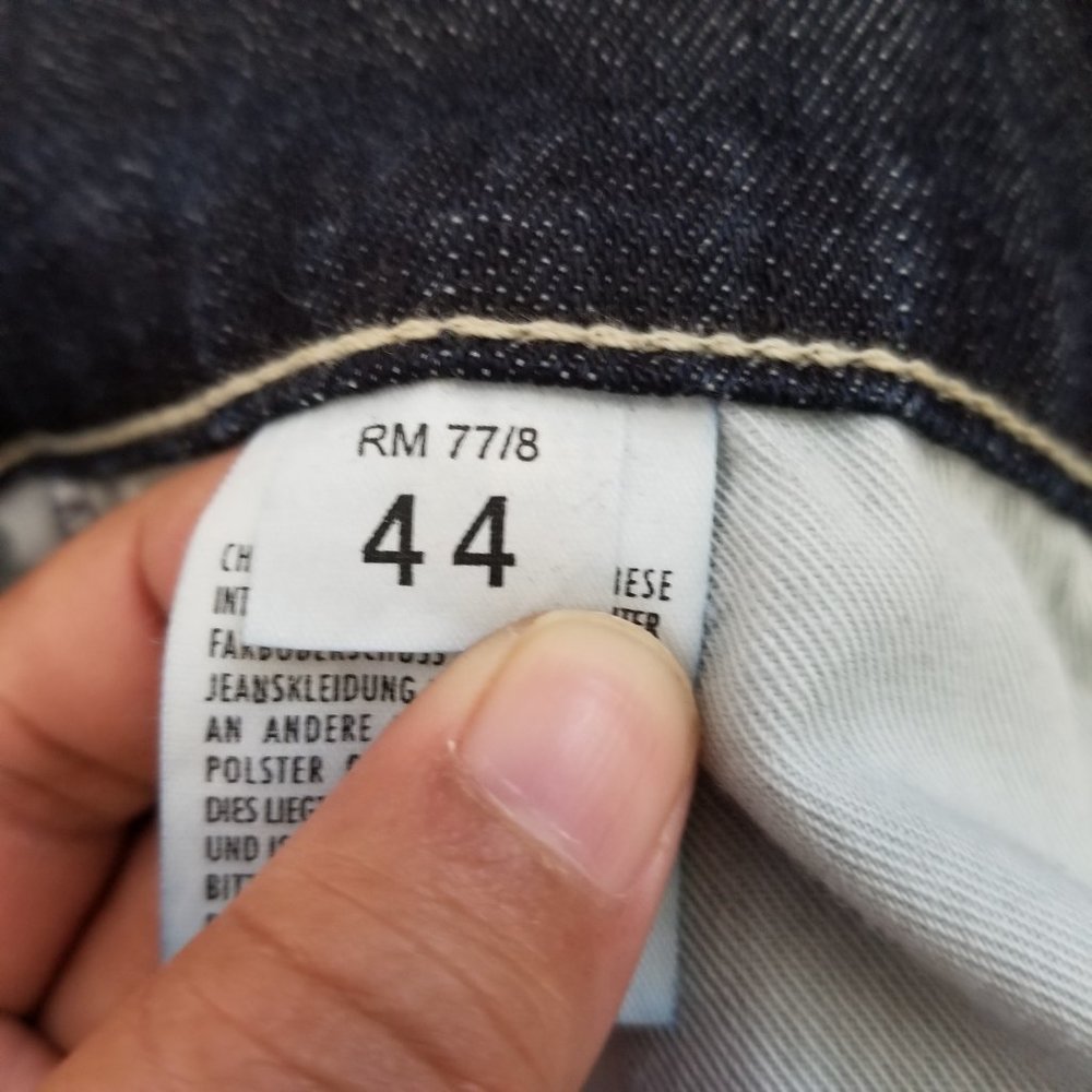 ESCADA SPORT 'Luca' Medium Wash Blue Jeans Denim Straight Leg EU 44 US 14 - Picture 7 of 10